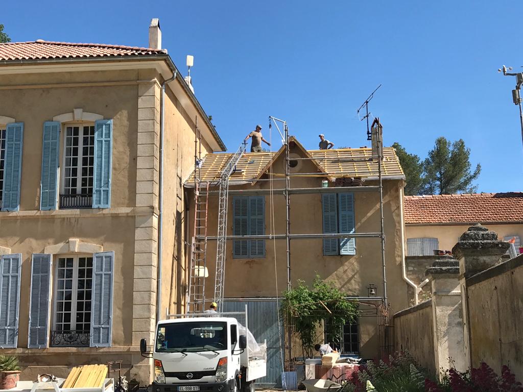 CB Compagnon couvreur - Travaux de charpente - Var 83